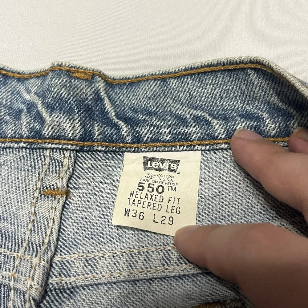 Vintage 90s Levi 550 Relaxed Tapered Size 36x29 Fits (34x29) Jeans USA Made